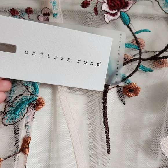 Endless Rose Floral Dress - Picture 7 of 7